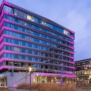 https://moxy-by-marriott-amsterdam-houthavens.amsterdamhotelsnl.com